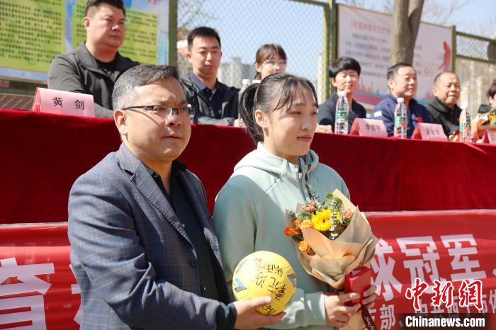 全国青年女子手球锦标赛在西宁举行，冠军与明